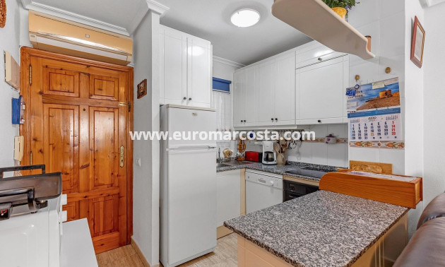 Objekte zum Wiederverkauf - Wohnung - Torrevieja - TORREVIEJA