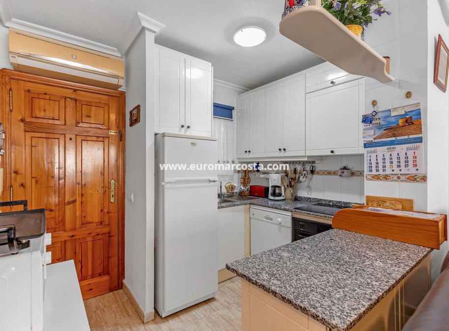 Objekte zum Wiederverkauf - Wohnung - Torrevieja - TORREVIEJA