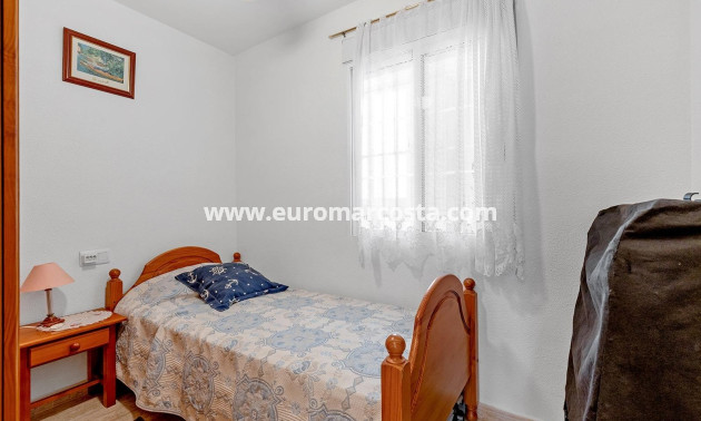 Objekte zum Wiederverkauf - Wohnung - Torrevieja - TORREVIEJA