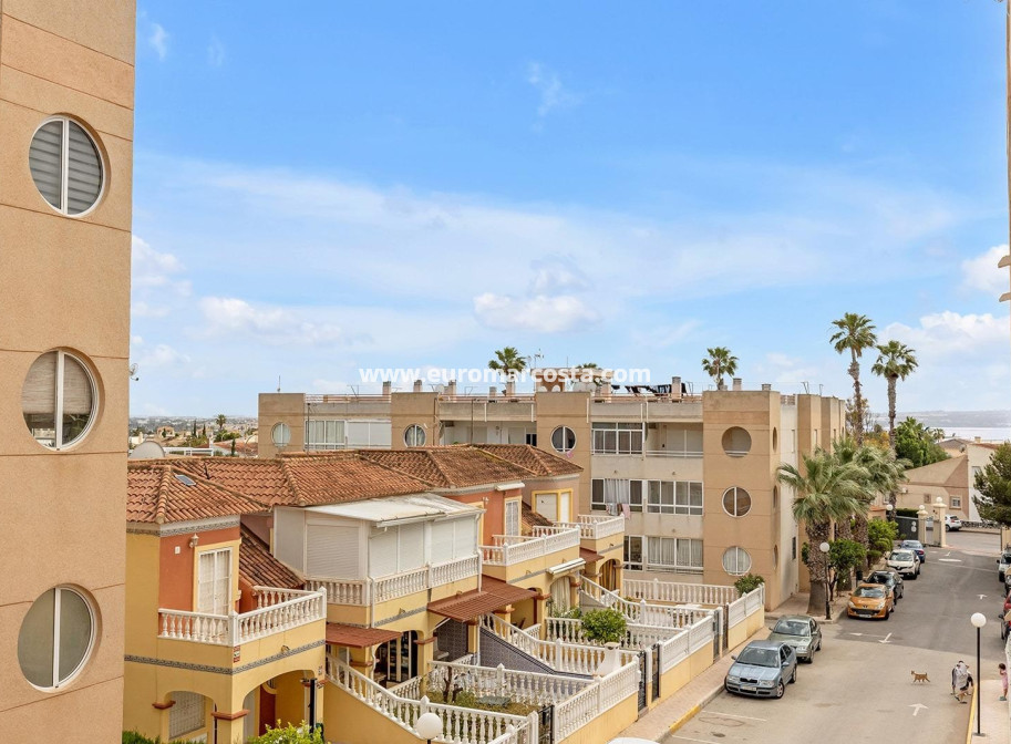 Objekte zum Wiederverkauf - Wohnung - Torrevieja - TORREVIEJA