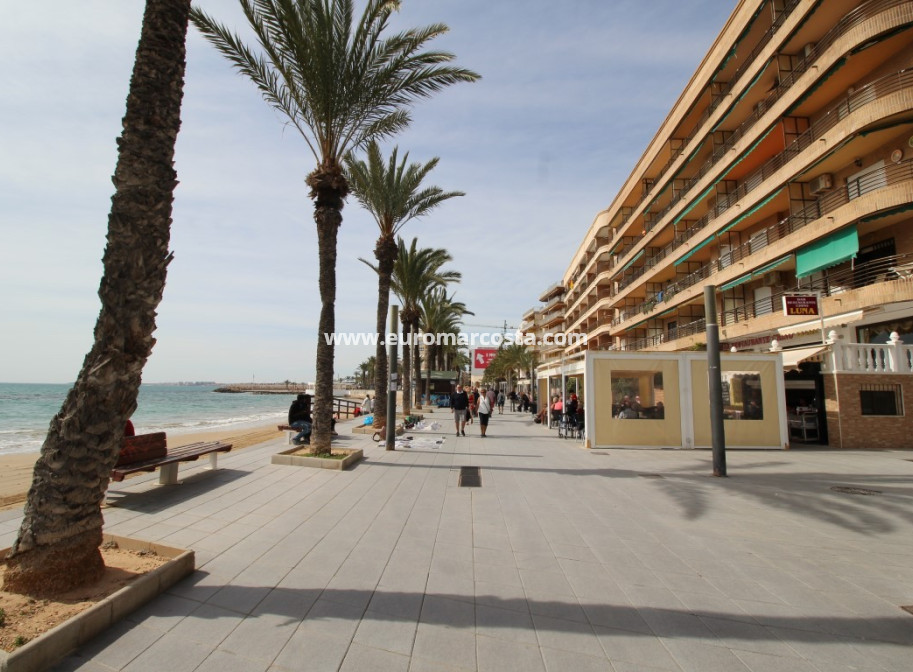 Objekte zum Wiederverkauf - Wohnung - Torrevieja - TORREVIEJA
