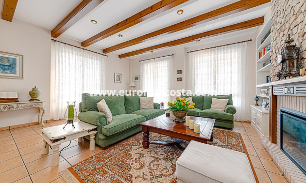Objekte zum Wiederverkauf - Haus - Torrevieja - TORREVIEJA