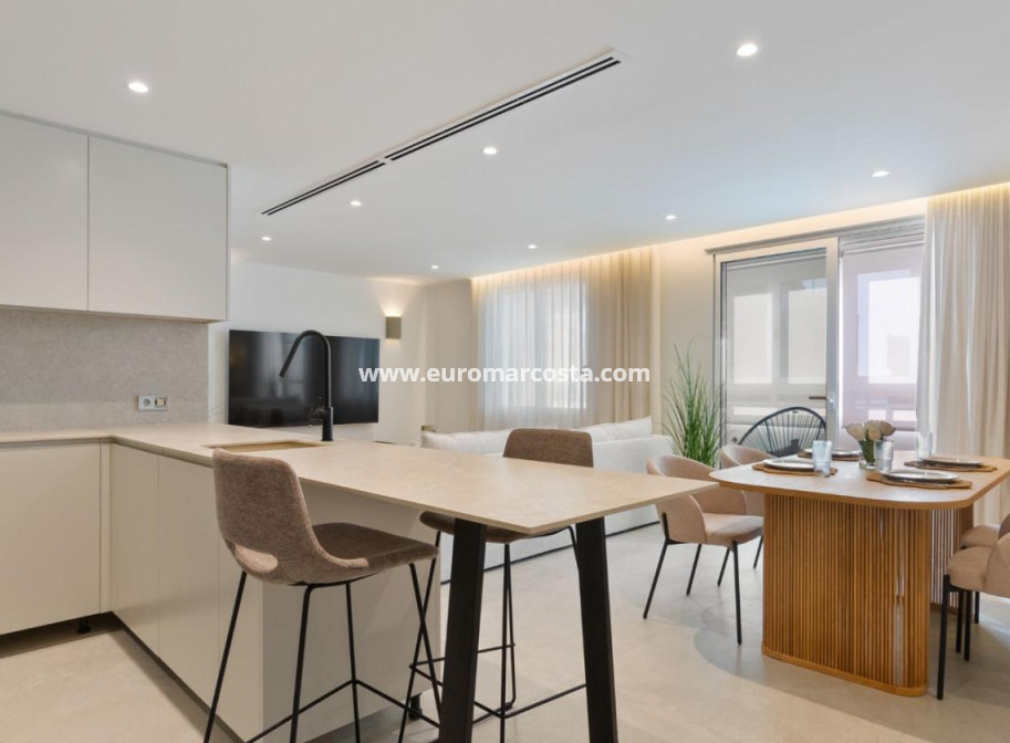 Objekte zum Wiederverkauf - Wohnung - Torrevieja - TORREVIEJA