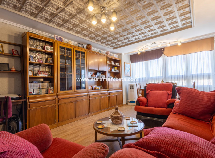 Objekte zum Wiederverkauf - Wohnung - Torrevieja - TORREVIEJA