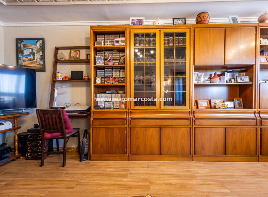Objekte zum Wiederverkauf - Wohnung - Torrevieja - TORREVIEJA