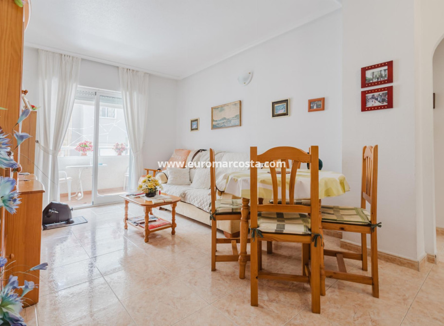 Objekte zum Wiederverkauf - Wohnung - Torrevieja - TORREVIEJA