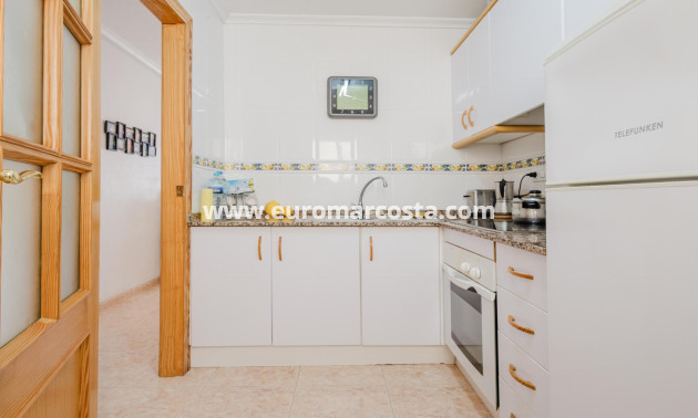 Objekte zum Wiederverkauf - Wohnung - Torrevieja - TORREVIEJA