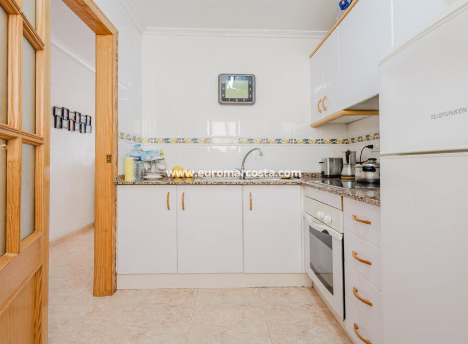 Objekte zum Wiederverkauf - Wohnung - Torrevieja - TORREVIEJA
