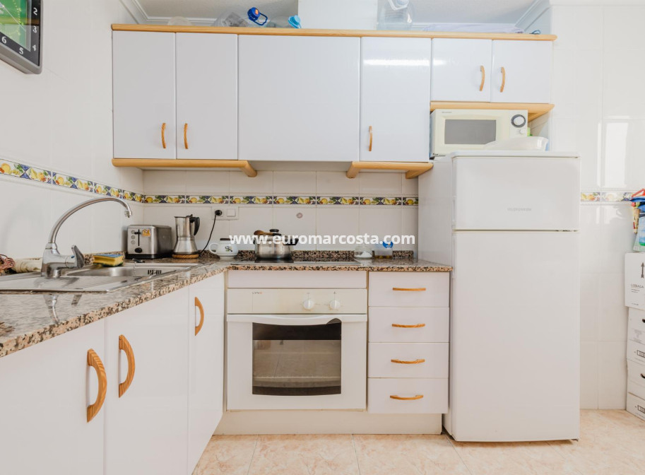 Objekte zum Wiederverkauf - Wohnung - Torrevieja - TORREVIEJA