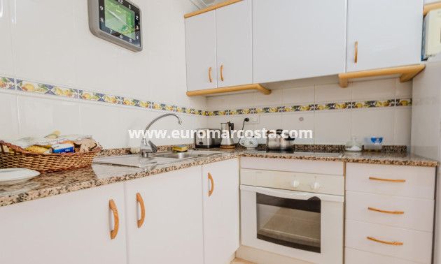 Objekte zum Wiederverkauf - Wohnung - Torrevieja - TORREVIEJA