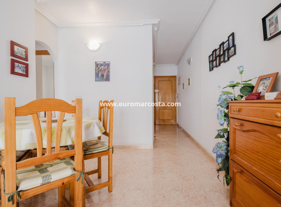 Objekte zum Wiederverkauf - Wohnung - Torrevieja - TORREVIEJA