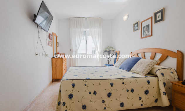 Objekte zum Wiederverkauf - Wohnung - Torrevieja - TORREVIEJA