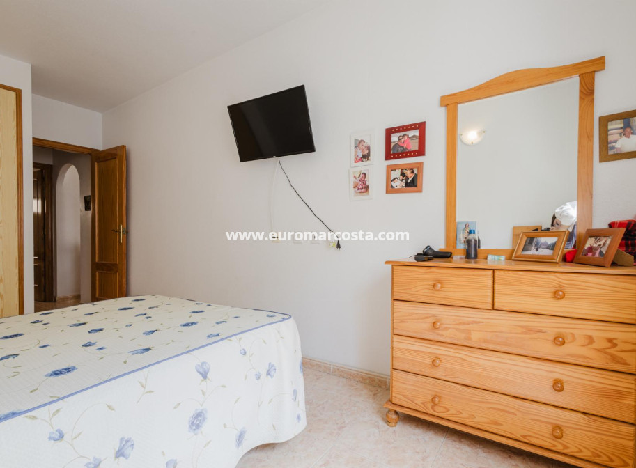 Objekte zum Wiederverkauf - Wohnung - Torrevieja - TORREVIEJA