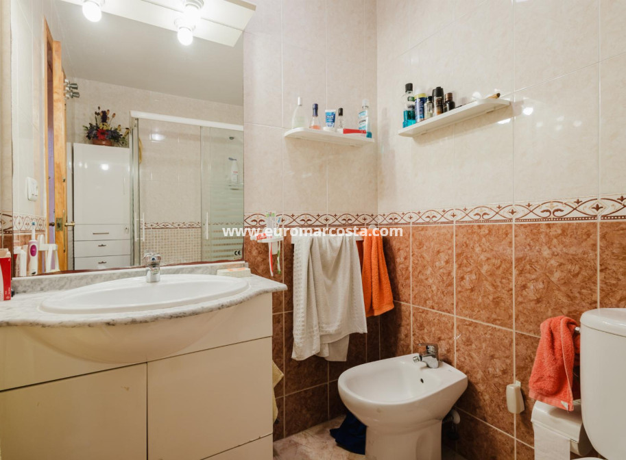Objekte zum Wiederverkauf - Wohnung - Torrevieja - TORREVIEJA