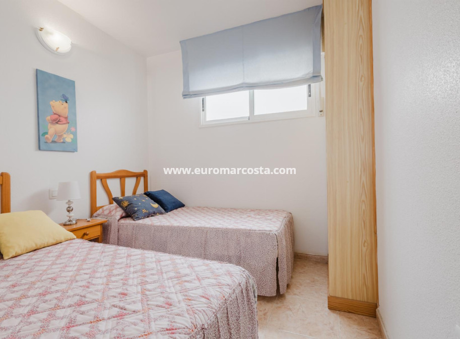 Objekte zum Wiederverkauf - Wohnung - Torrevieja - TORREVIEJA
