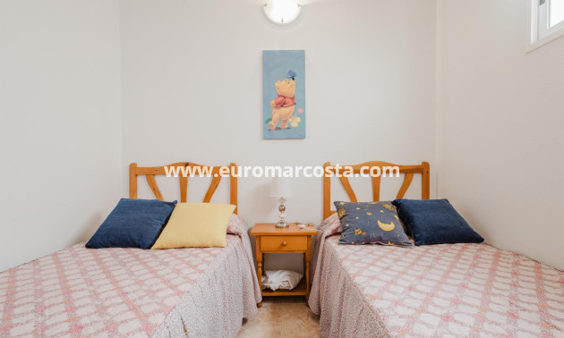 Objekte zum Wiederverkauf - Wohnung - Torrevieja - TORREVIEJA