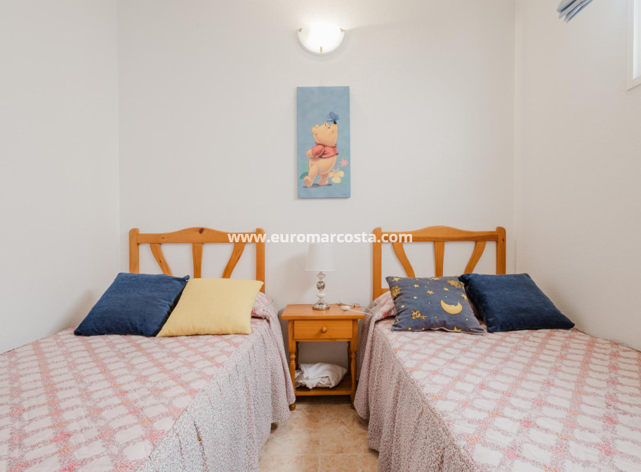 Objekte zum Wiederverkauf - Wohnung - Torrevieja - TORREVIEJA