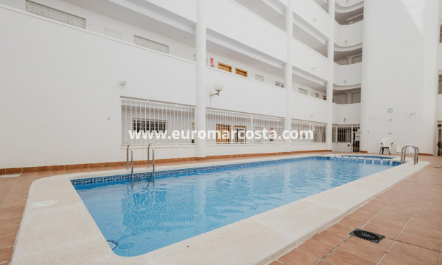 Objekte zum Wiederverkauf - Wohnung - Torrevieja - TORREVIEJA