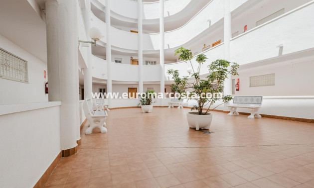 Objekte zum Wiederverkauf - Wohnung - Torrevieja - TORREVIEJA