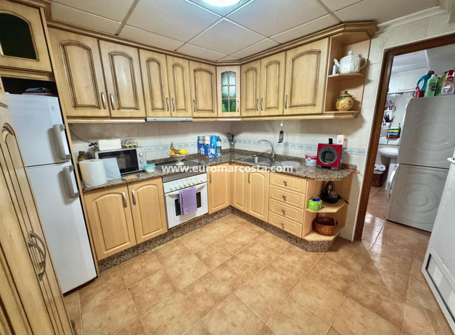 Sale - Casa - Benejúzar
