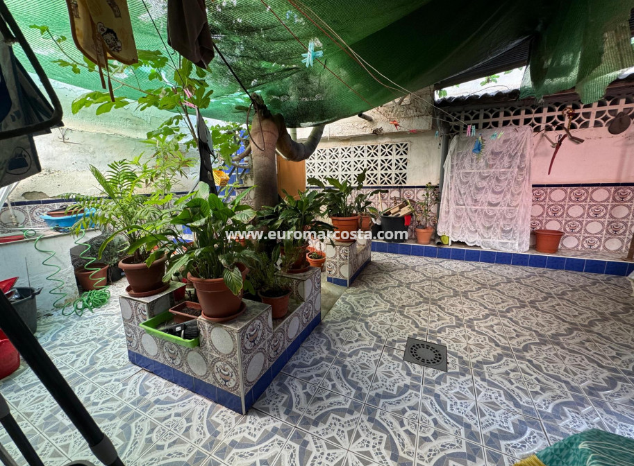 Sale - Casa - Benejúzar
