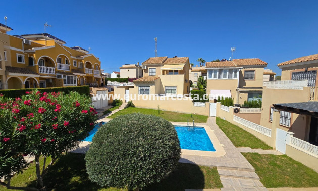 Sale - Villa - Orihuela Costa