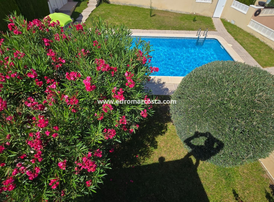 Sale - Villa - Orihuela Costa