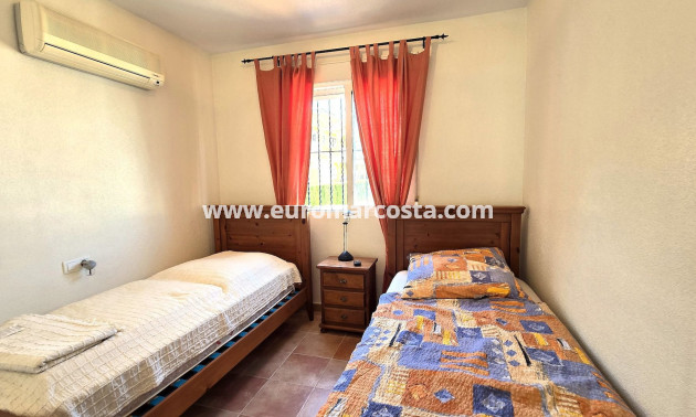 Sale - Villa - Orihuela Costa