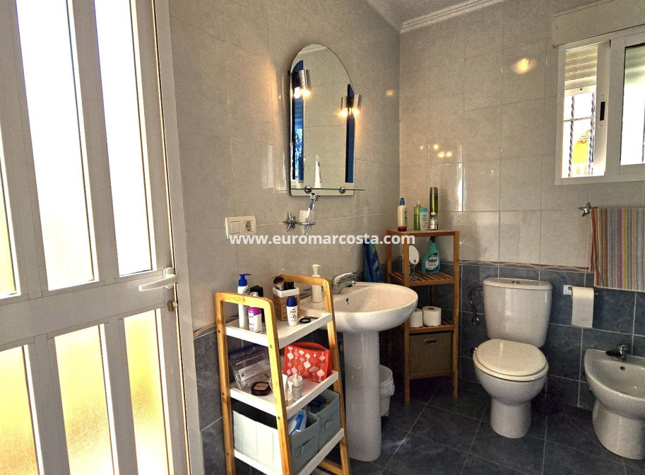 Sale - Villa - Orihuela Costa