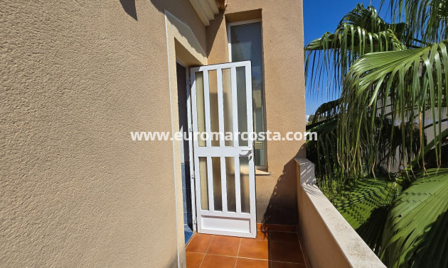 Sale - Villa - Orihuela Costa
