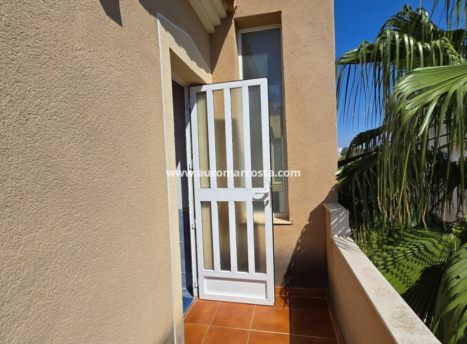Sale - Villa - Orihuela Costa