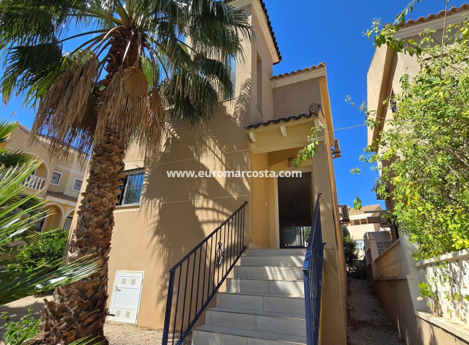 Sale - Villa - Orihuela Costa