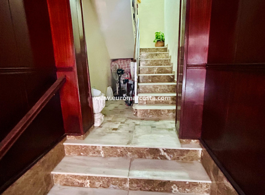 Sale - Apartment / flat - Guardamar del Segura