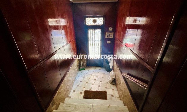 Sale - Apartment / flat - Guardamar del Segura