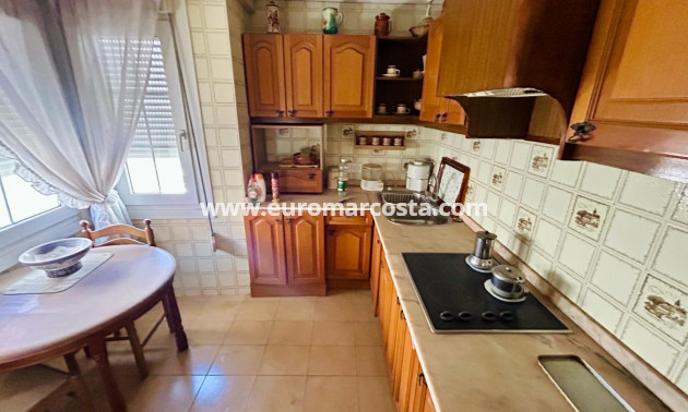 Sale - Apartment / flat - Guardamar del Segura