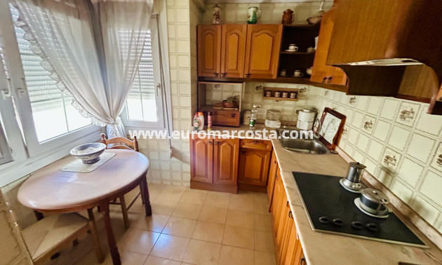 Sale - Apartment / flat - Guardamar del Segura