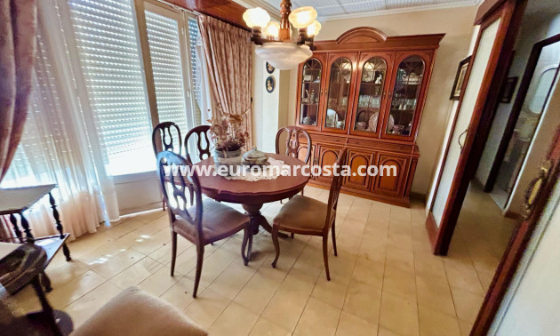 Sale - Apartment / flat - Guardamar del Segura