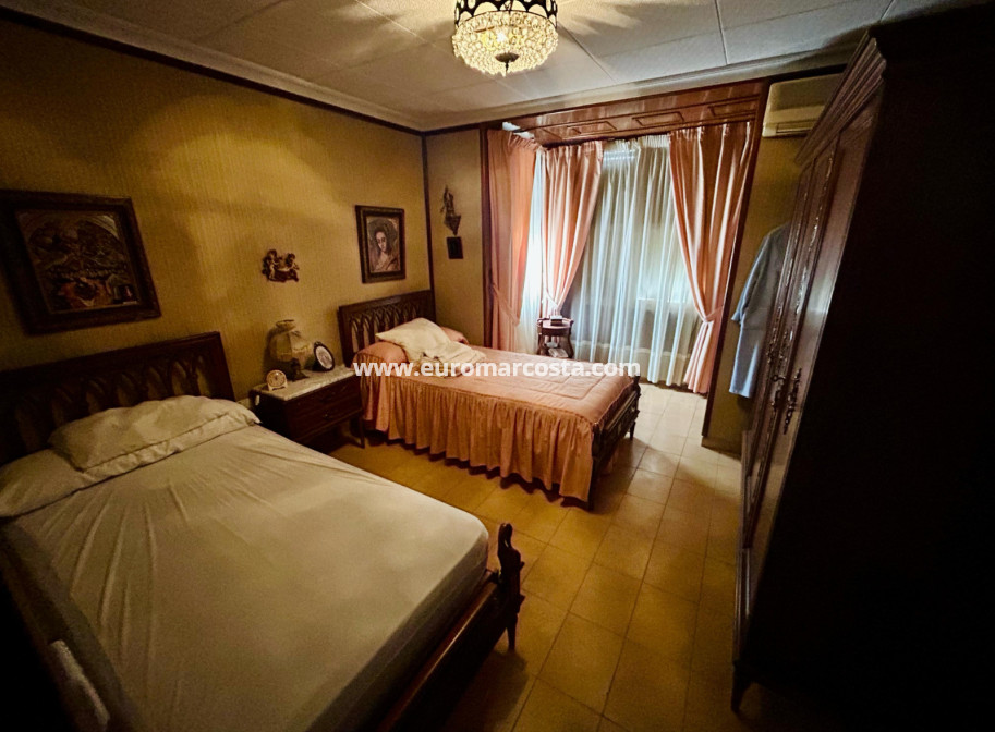 Sale - Apartment / flat - Guardamar del Segura
