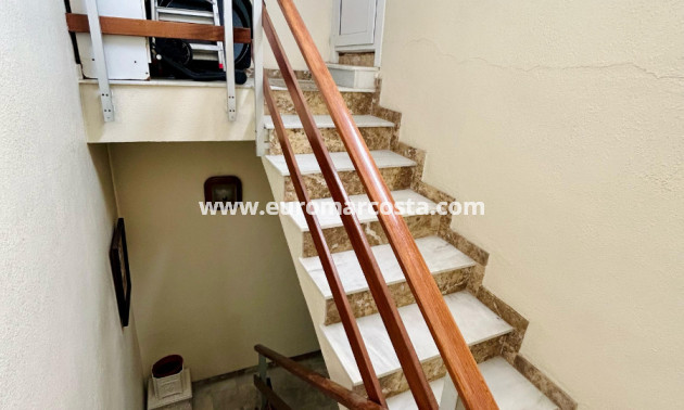 Sale - Apartment / flat - Guardamar del Segura