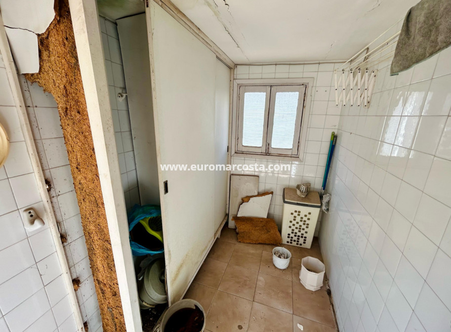 Sale - Apartment / flat - Guardamar del Segura