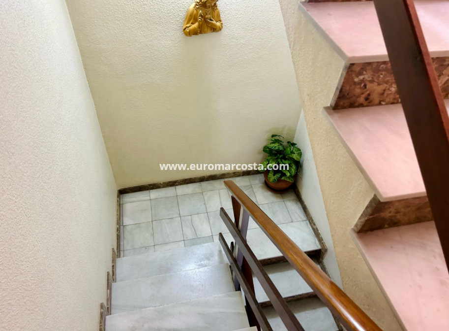 Sale - Apartment / flat - Guardamar del Segura