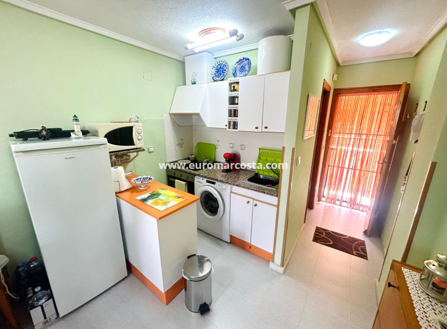Sale - Apartment / flat - Torrevieja - TORREVIEJA