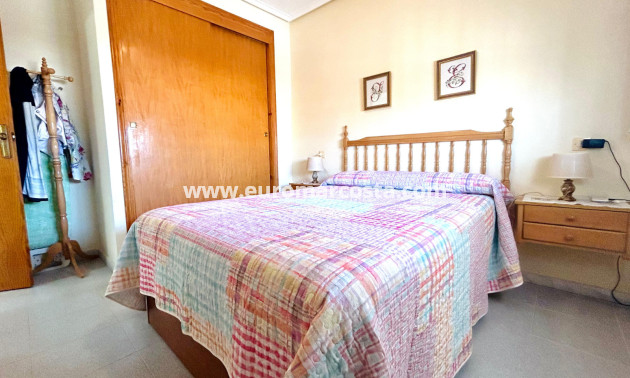 Sale - Apartment / flat - Torrevieja - TORREVIEJA