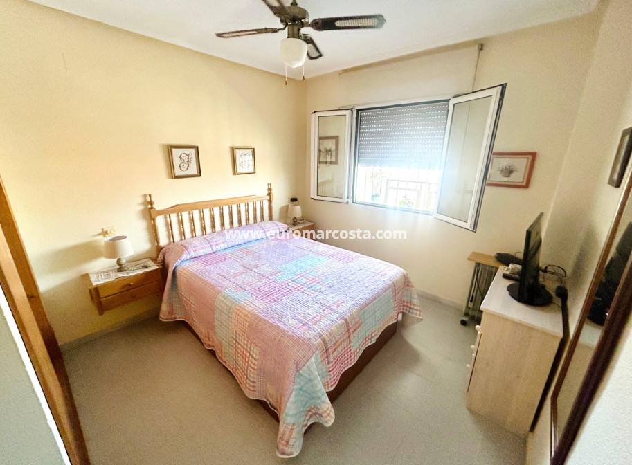 Sale - Apartment / flat - Torrevieja - TORREVIEJA
