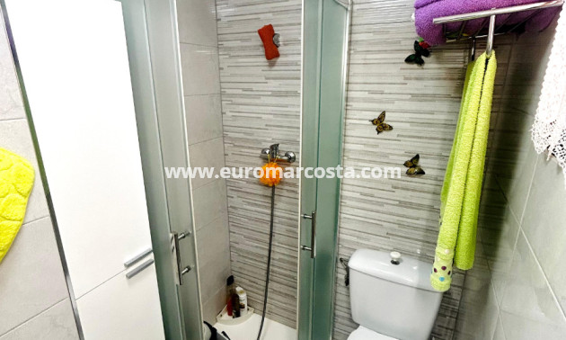 Sale - Apartment / flat - Torrevieja - TORREVIEJA