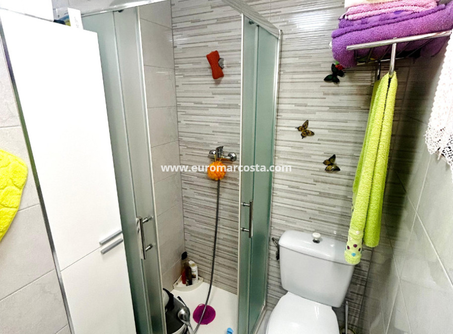 Sale - Apartment / flat - Torrevieja - TORREVIEJA