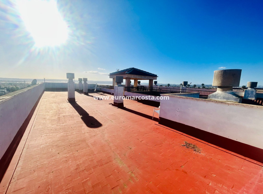 Sale - Apartment / flat - Torrevieja - TORREVIEJA