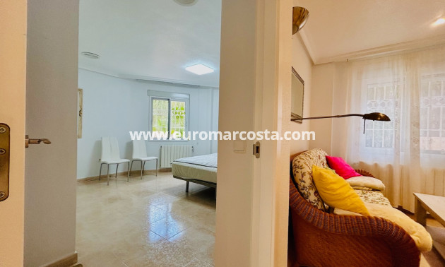 Sale - Villa - Orihuela