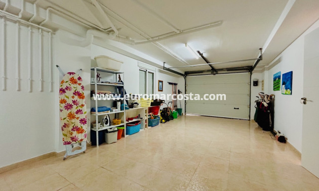 Sale - Villa - Orihuela