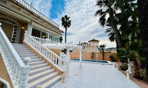 Sale - Villa - Orihuela